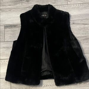 Style & Co. Elegant Black Vest Faux Fur